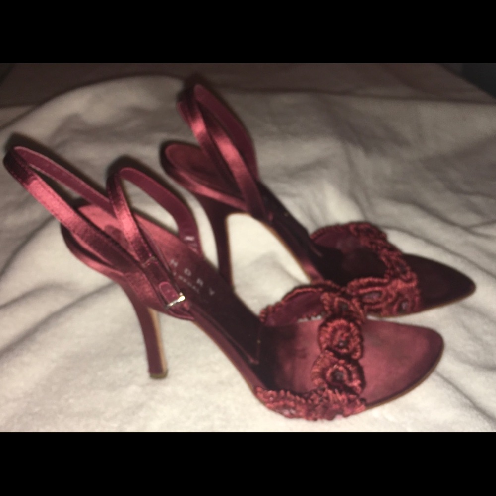Sexy-2 1/2” heels, Raspberry/plum. - Picture 3 of 5